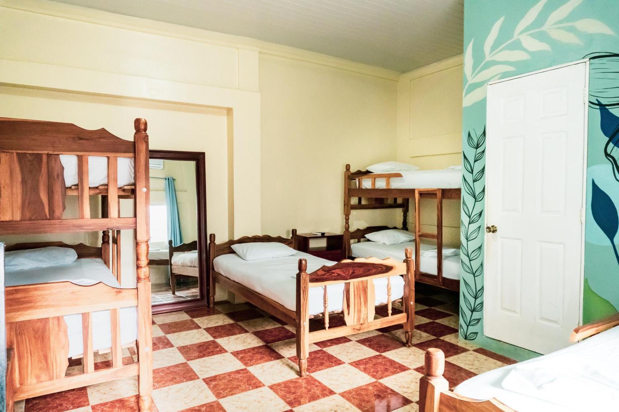 Hostal Eden Moyogalpa Exterior foto